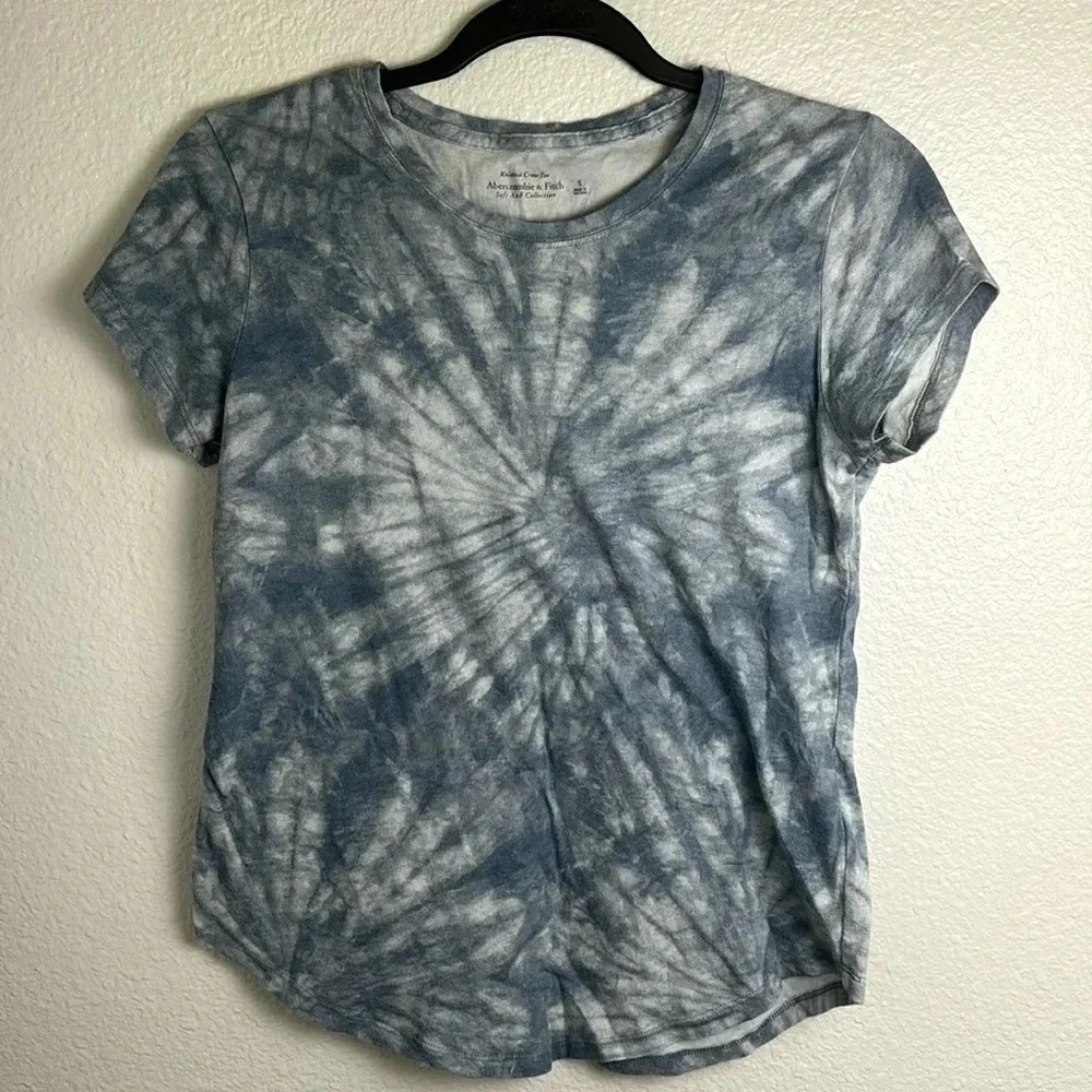 Abercrombie & Fitch Tie Dye Soft A&F Collection Blue T-Shirt